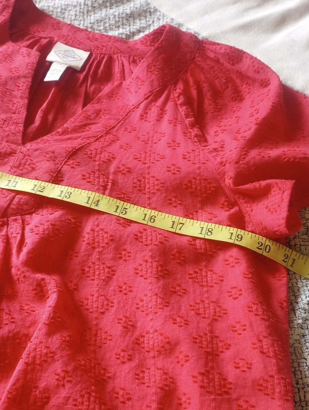 Red Cotton Textured Top - Picture 5 of 8